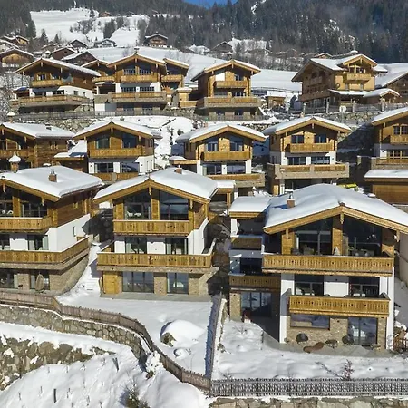 Ski-friendly In Neukirchen Chalet *